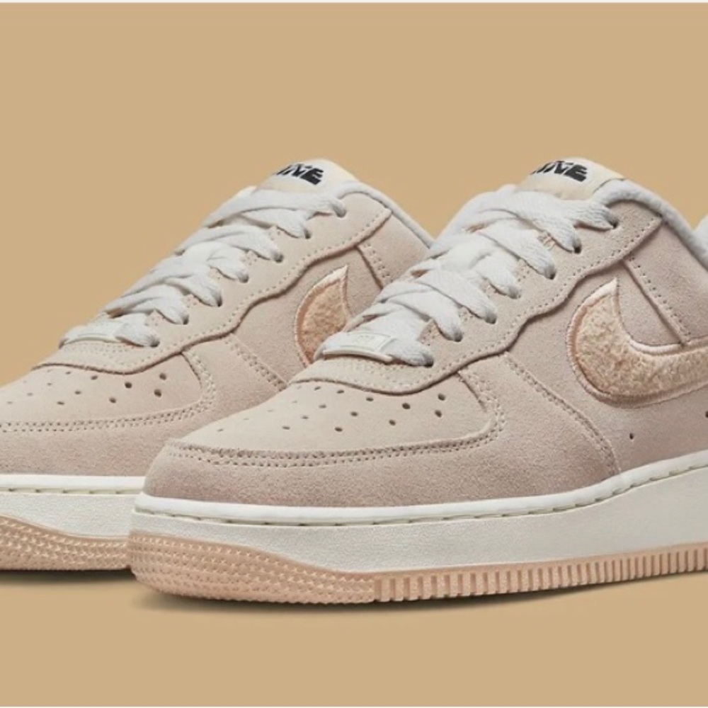 Women’s Nike Air Force 1 Low '07 SE Sanddrift Fleece
